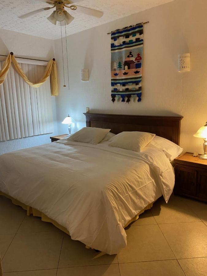 Departamento Frente Al Mar Con Dos Recamaras Y Seguridad 24 H A Dos Cuadras De La Quinta Avenida פלאייה דל כרמן מראה חיצוני תמונה